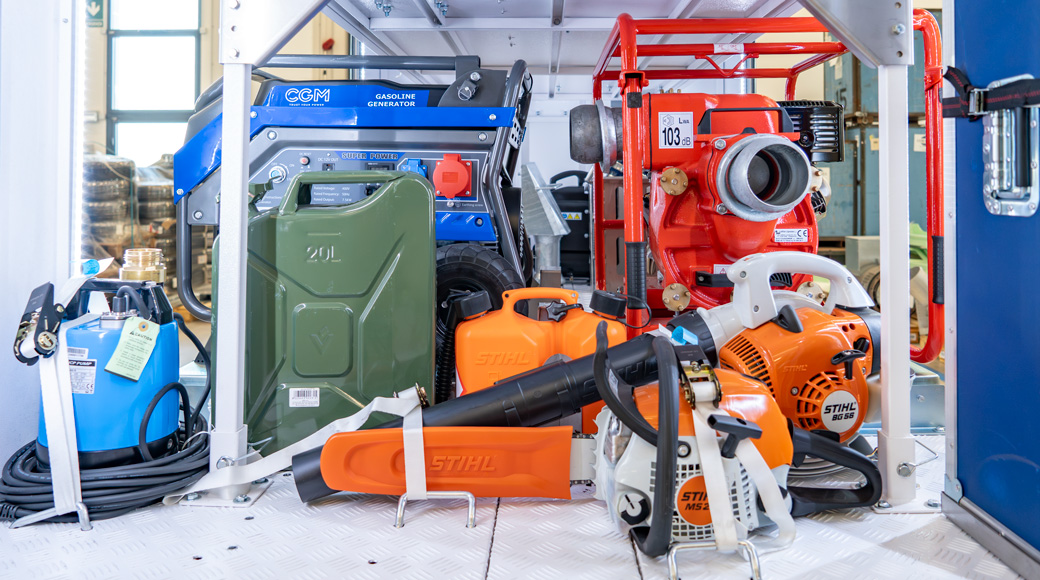 Emergenza-recuemaster-various-equipment