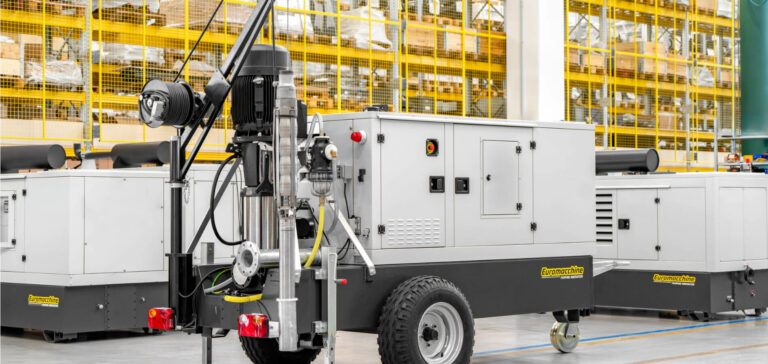 Euromacchine LAMPO mobile double-pump unit with integrated generator in warehouse, emergency dewatering trailer